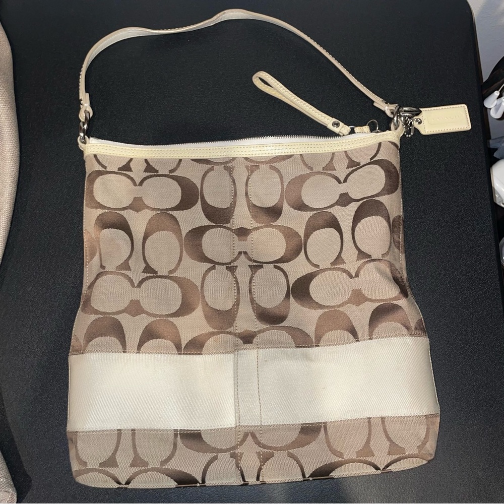 LIKE NEW! Coach Hobo Canvas Shoulder Bag